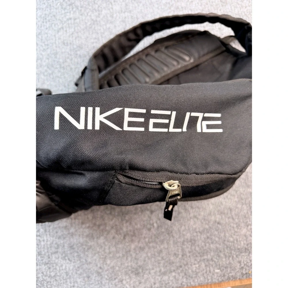 Nike Elite Hoops Pro Basketball Backpack Black White Max Air Straps Travel Bag